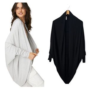 Aritzia The Group by Babaton Black Cocoon Cardigan